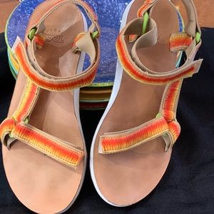 Teva Woman’s Sandals - excellent condition